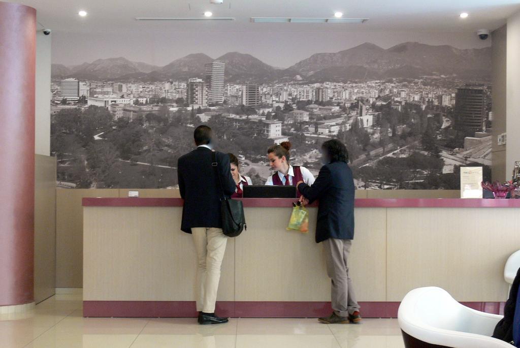 Sky 2 Hotel Tirana Zewnętrze zdjęcie