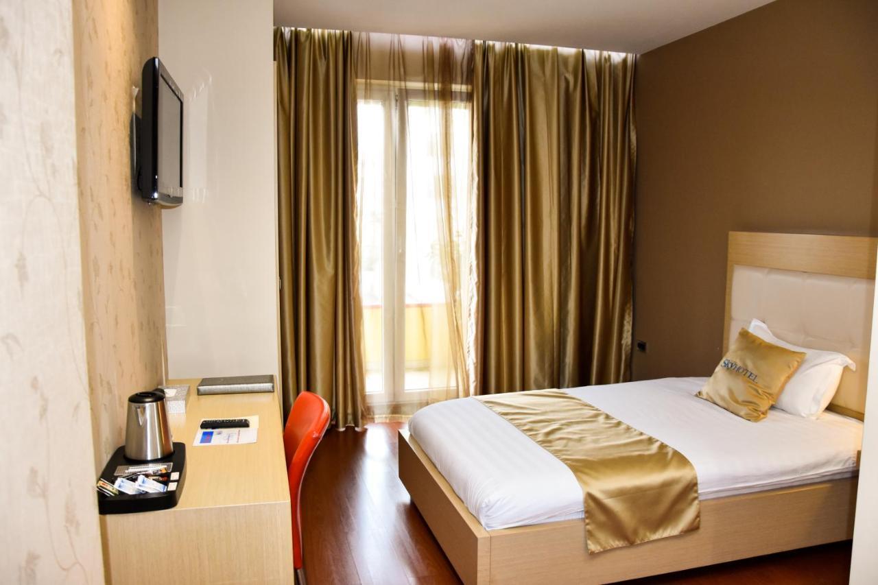 Sky 2 Hotel Tirana Zewnętrze zdjęcie