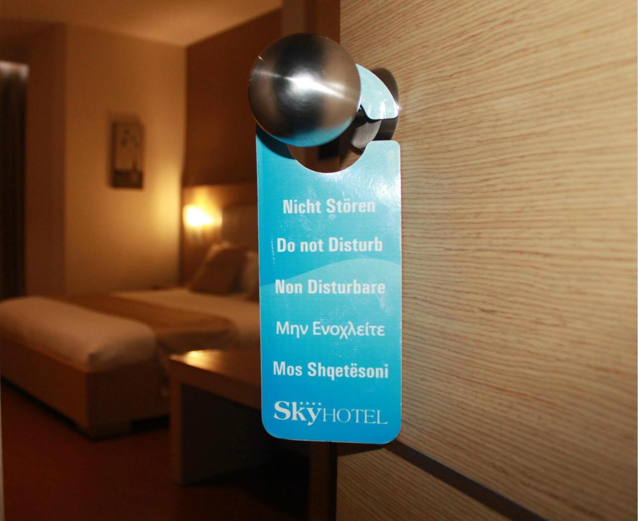 Sky 2 Hotel Tirana Zewnętrze zdjęcie