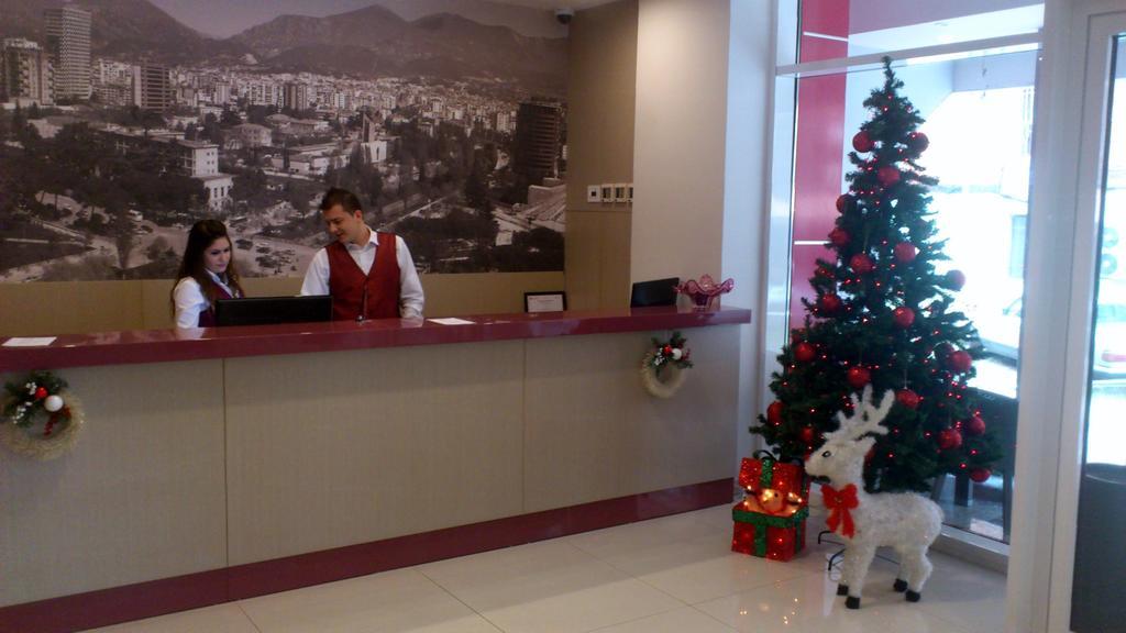 Sky 2 Hotel Tirana Zewnętrze zdjęcie
