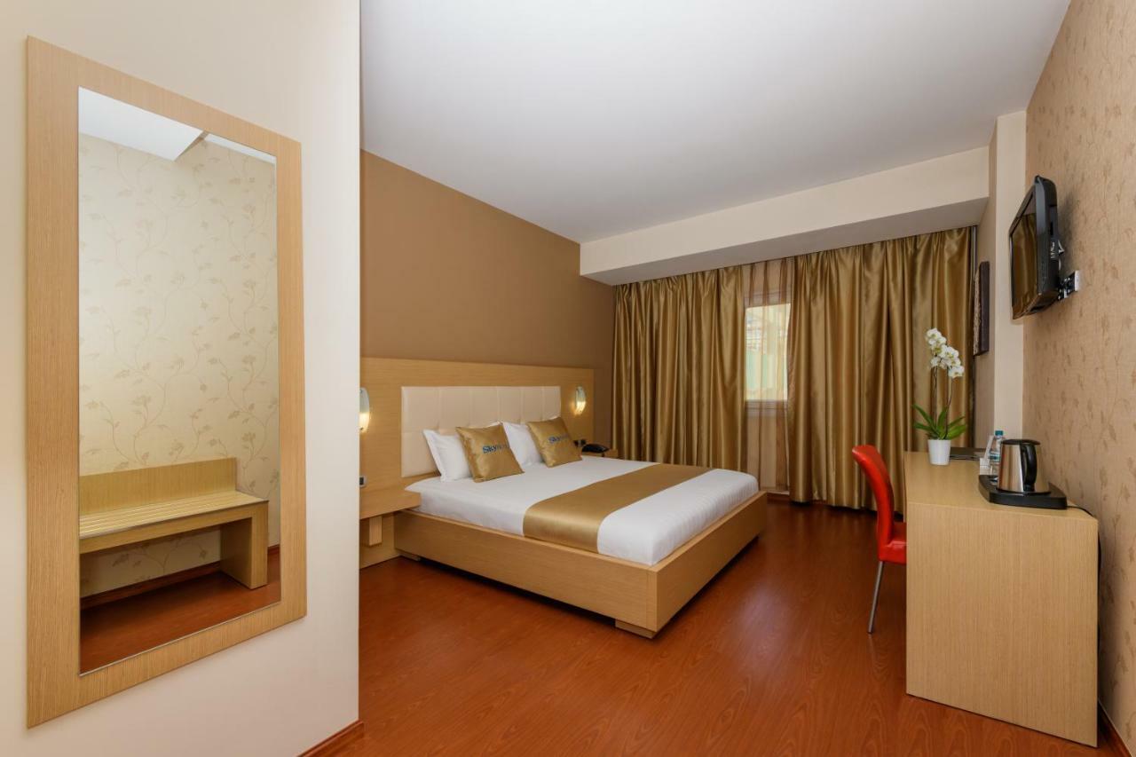 Sky 2 Hotel Tirana Zewnętrze zdjęcie